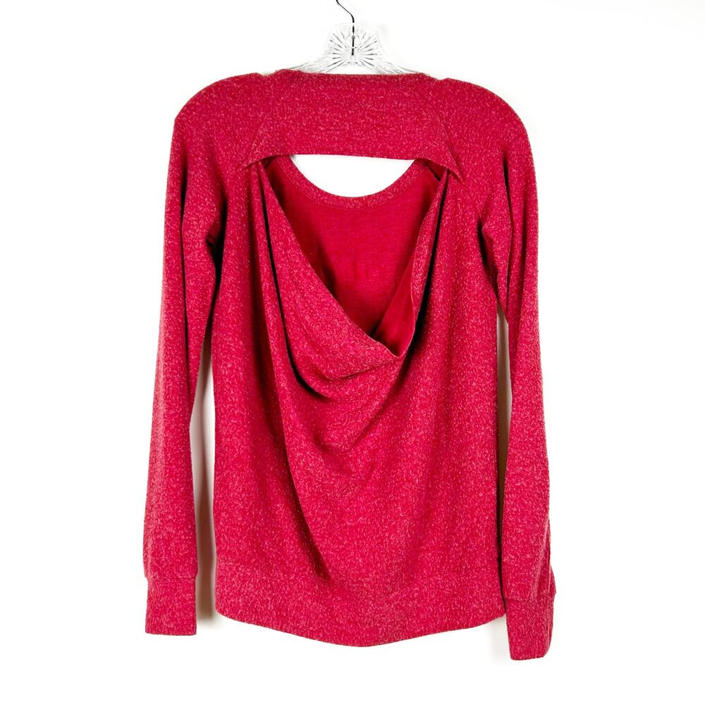 Chaser Saturday Red White Graphic Open Back Long Sleeve Top Womens Size XS - Picture 8 of 12